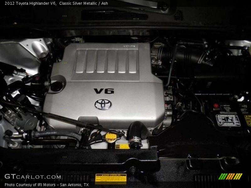 Classic Silver Metallic / Ash 2012 Toyota Highlander V6