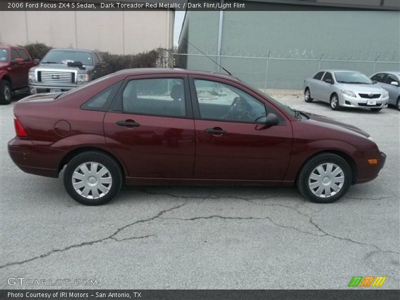 Dark Toreador Red Metallic / Dark Flint/Light Flint 2006 Ford Focus ZX4 S Sedan