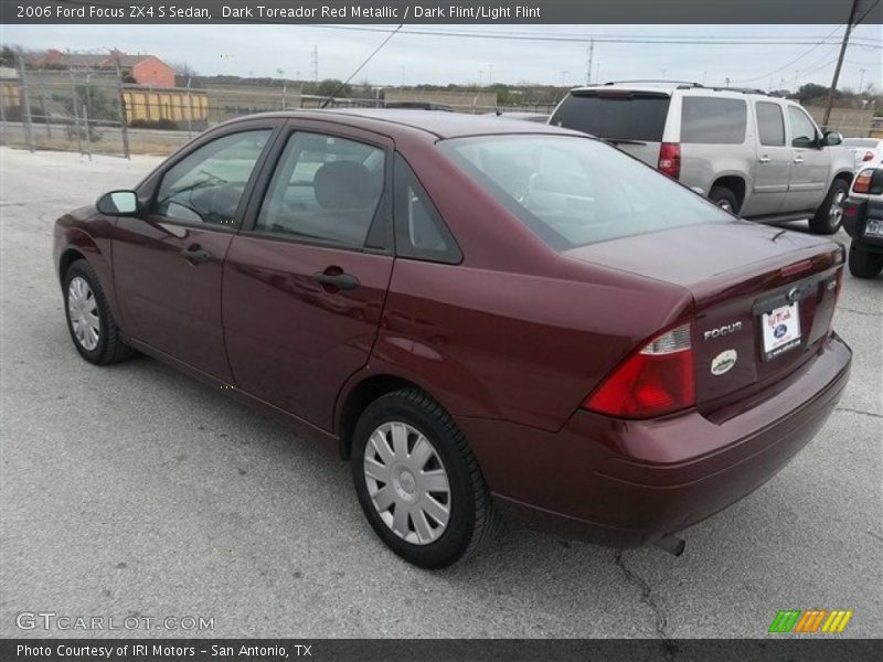 Dark Toreador Red Metallic / Dark Flint/Light Flint 2006 Ford Focus ZX4 S Sedan