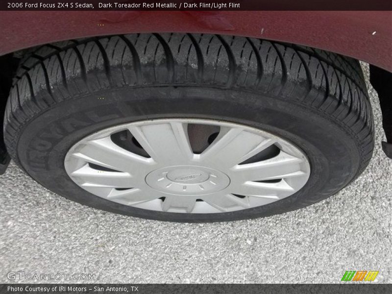 Dark Toreador Red Metallic / Dark Flint/Light Flint 2006 Ford Focus ZX4 S Sedan