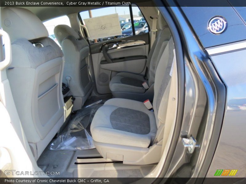 Cyber Gray Metallic / Titanium Cloth 2013 Buick Enclave Convenience