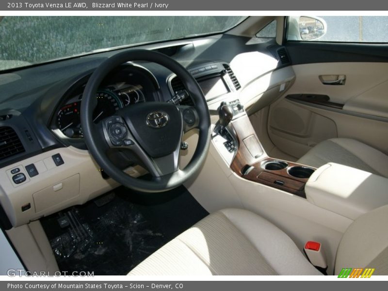Blizzard White Pearl / Ivory 2013 Toyota Venza LE AWD