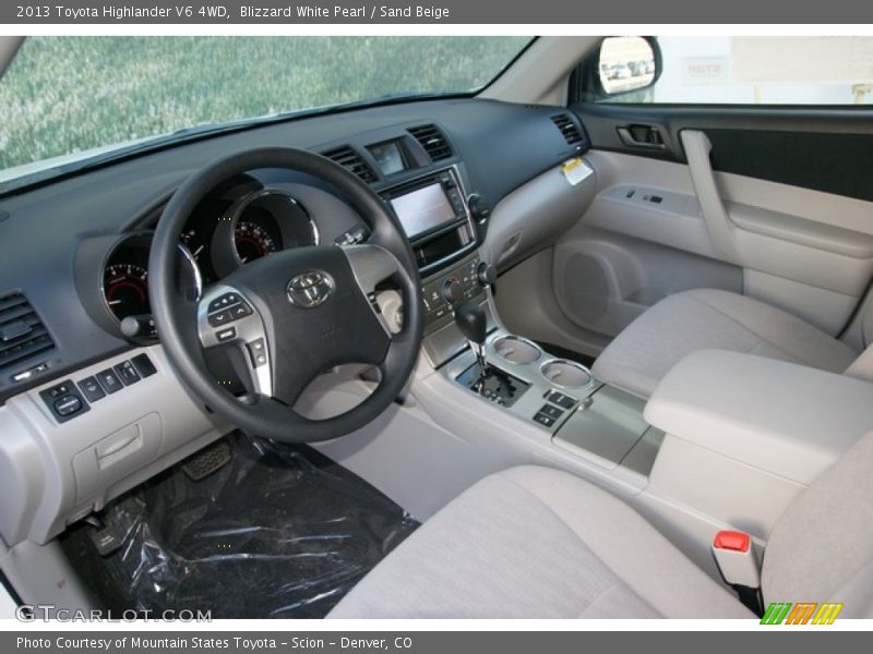 Blizzard White Pearl / Sand Beige 2013 Toyota Highlander V6 4WD