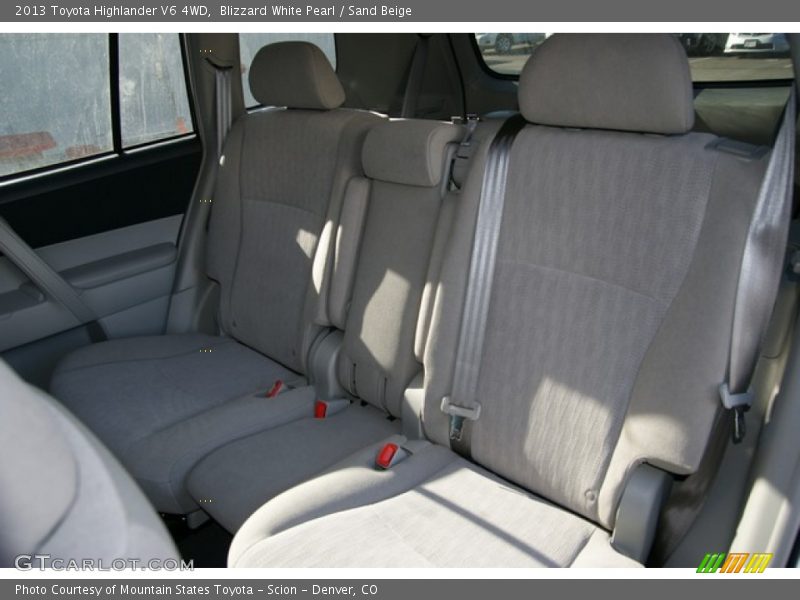 Blizzard White Pearl / Sand Beige 2013 Toyota Highlander V6 4WD