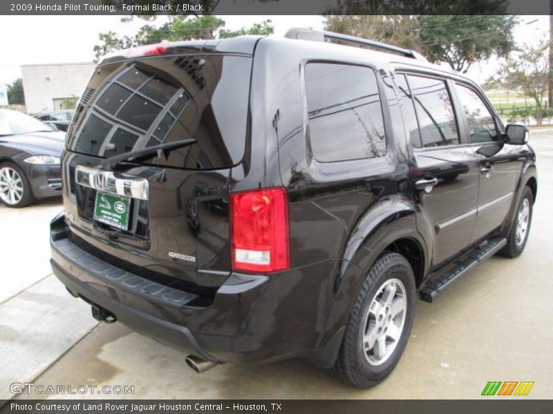 Formal Black / Black 2009 Honda Pilot Touring