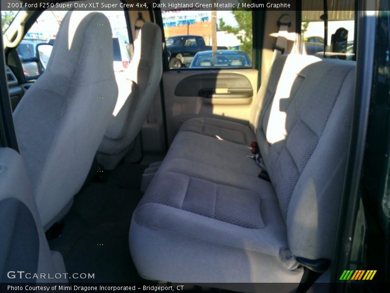 Dark Highland Green Metallic / Medium Graphite 2001 Ford F250 Super Duty XLT Super Crew 4x4