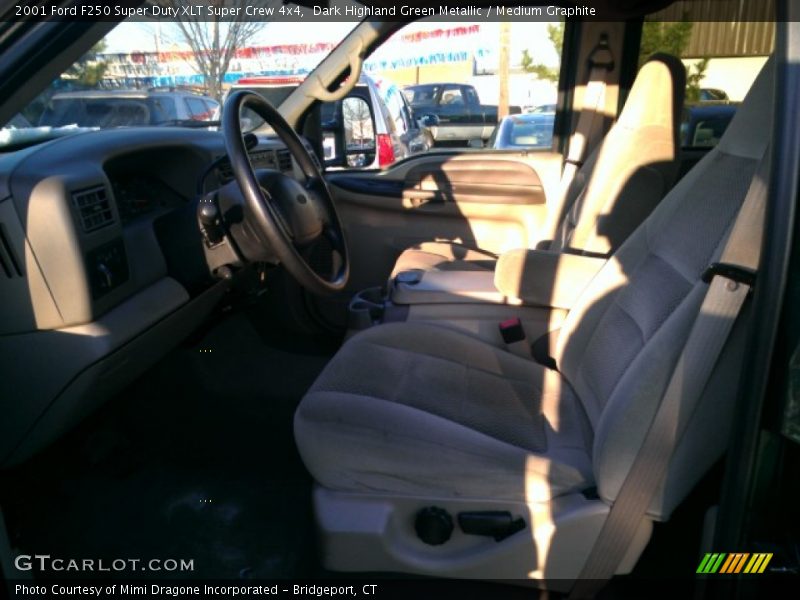 Dark Highland Green Metallic / Medium Graphite 2001 Ford F250 Super Duty XLT Super Crew 4x4