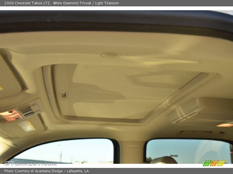 White Diamond Tricoat / Light Titanium 2009 Chevrolet Tahoe LTZ