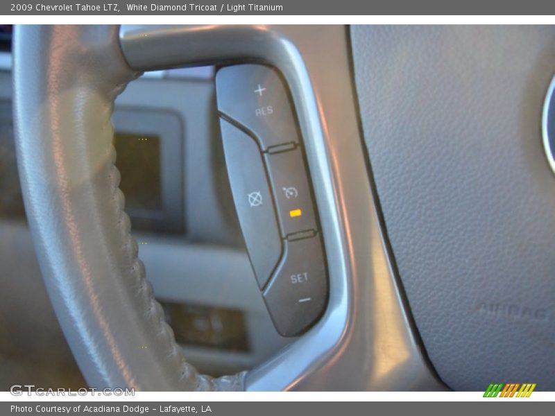 White Diamond Tricoat / Light Titanium 2009 Chevrolet Tahoe LTZ