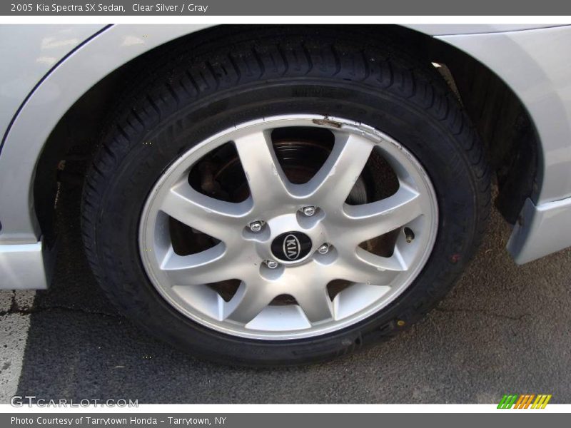 Clear Silver / Gray 2005 Kia Spectra SX Sedan