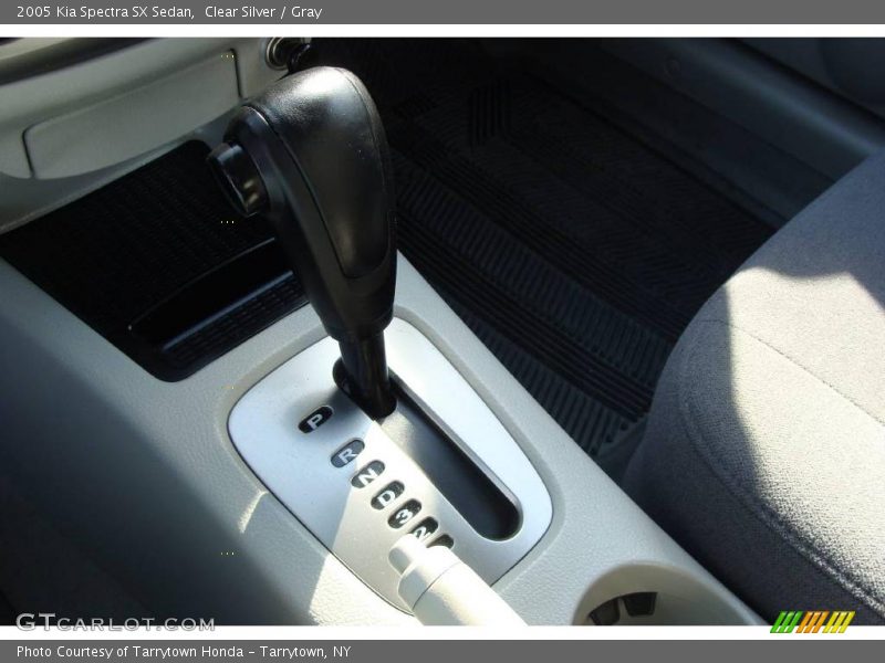 Clear Silver / Gray 2005 Kia Spectra SX Sedan