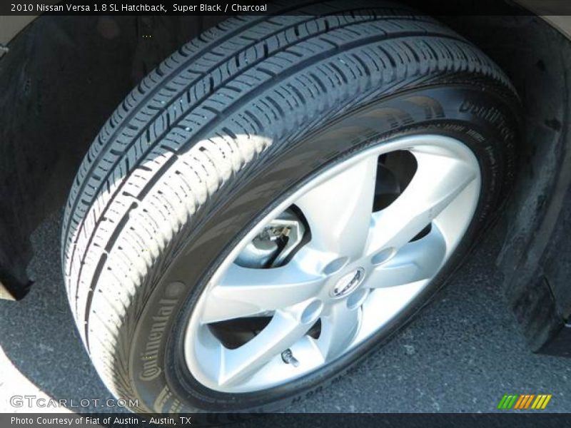 Super Black / Charcoal 2010 Nissan Versa 1.8 SL Hatchback