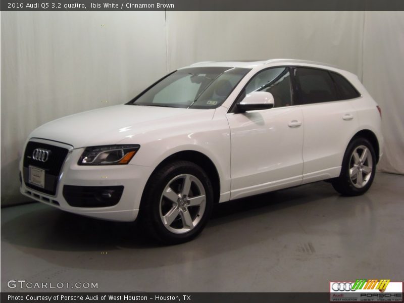 Ibis White / Cinnamon Brown 2010 Audi Q5 3.2 quattro