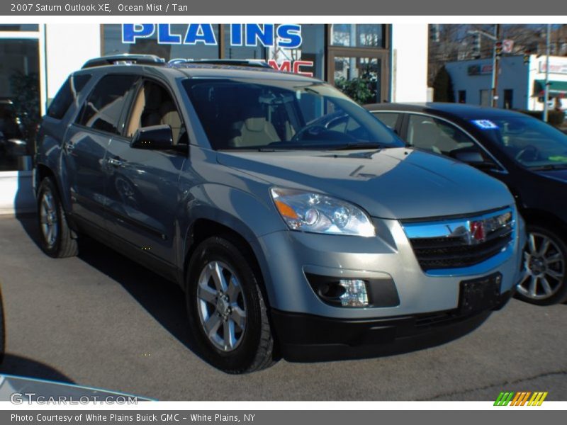 Ocean Mist / Tan 2007 Saturn Outlook XE