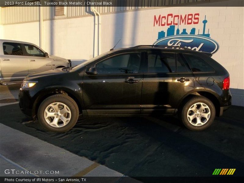 Tuxedo Black Metallic / Charcoal Black 2013 Ford Edge SEL