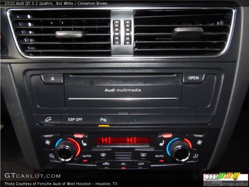Ibis White / Cinnamon Brown 2010 Audi Q5 3.2 quattro