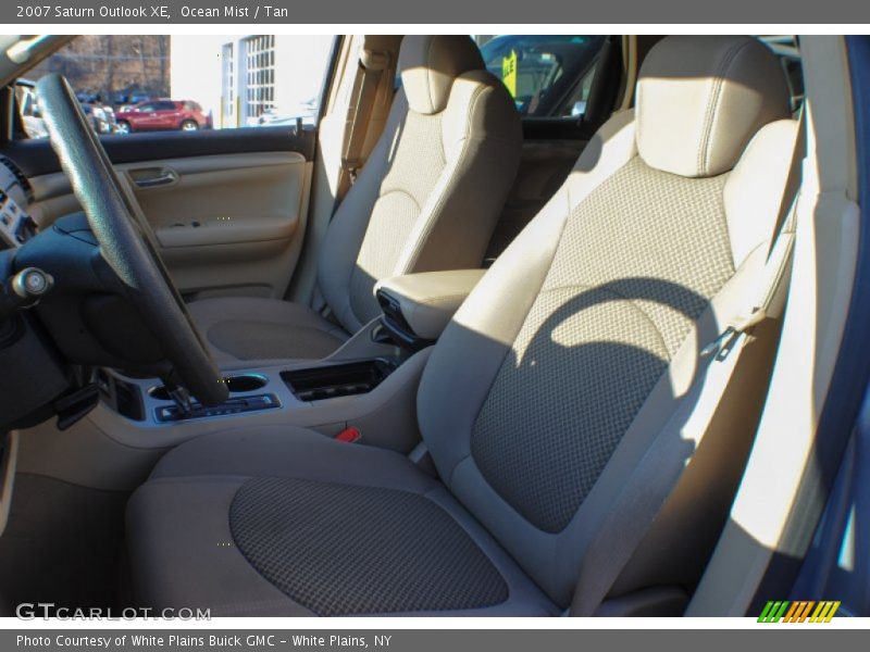 Ocean Mist / Tan 2007 Saturn Outlook XE