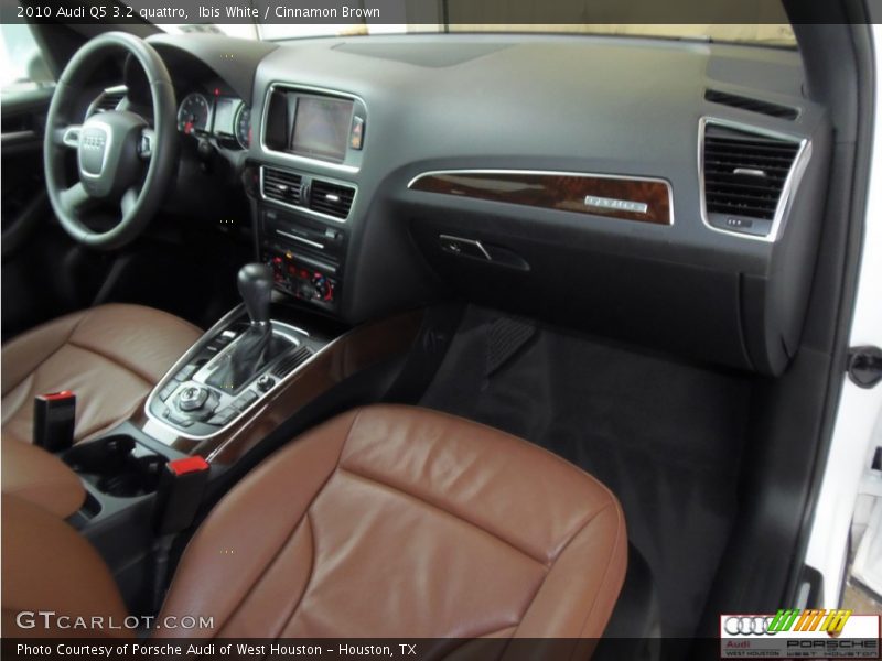 Ibis White / Cinnamon Brown 2010 Audi Q5 3.2 quattro