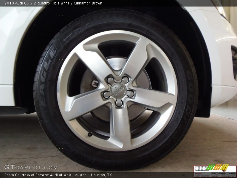 Ibis White / Cinnamon Brown 2010 Audi Q5 3.2 quattro