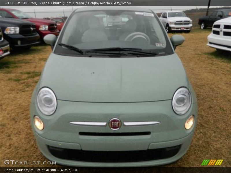 Verde Chiaro (Light Green) / Grigio/Avorio (Gray/Ivory) 2013 Fiat 500 Pop