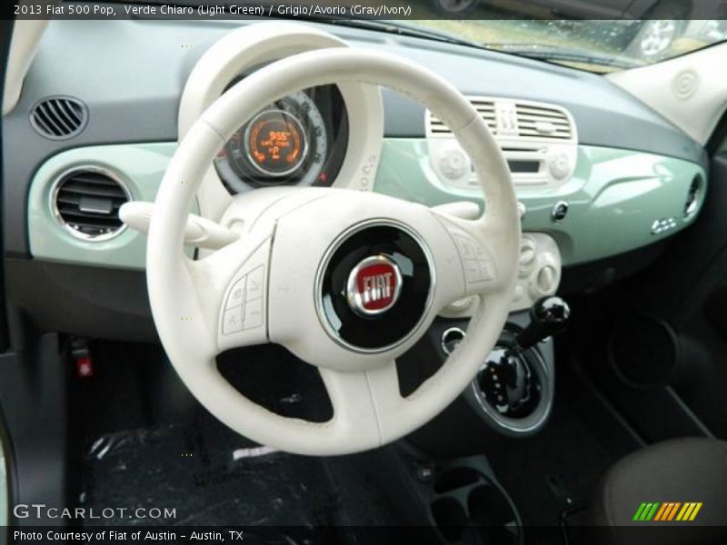 Verde Chiaro (Light Green) / Grigio/Avorio (Gray/Ivory) 2013 Fiat 500 Pop
