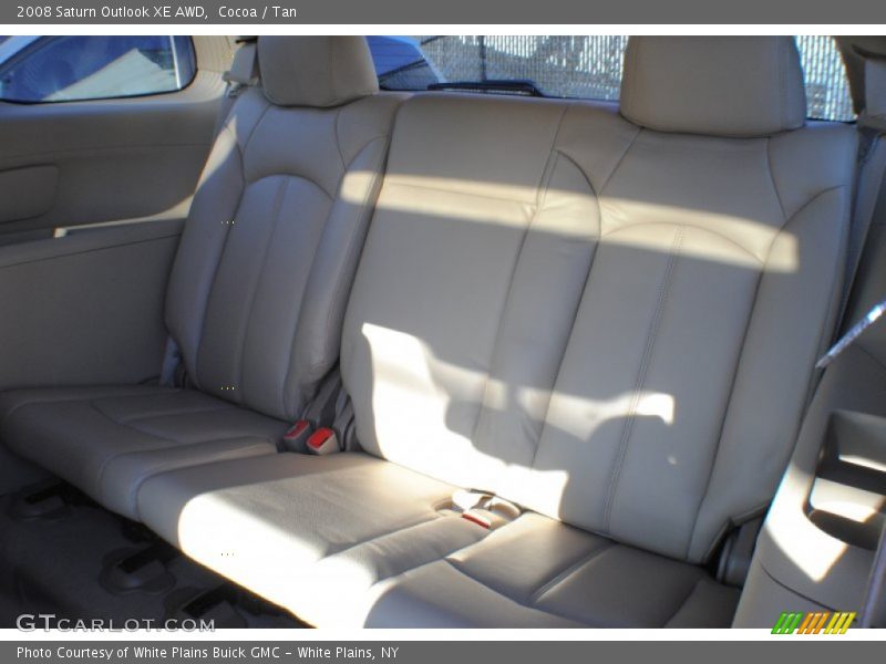 Cocoa / Tan 2008 Saturn Outlook XE AWD