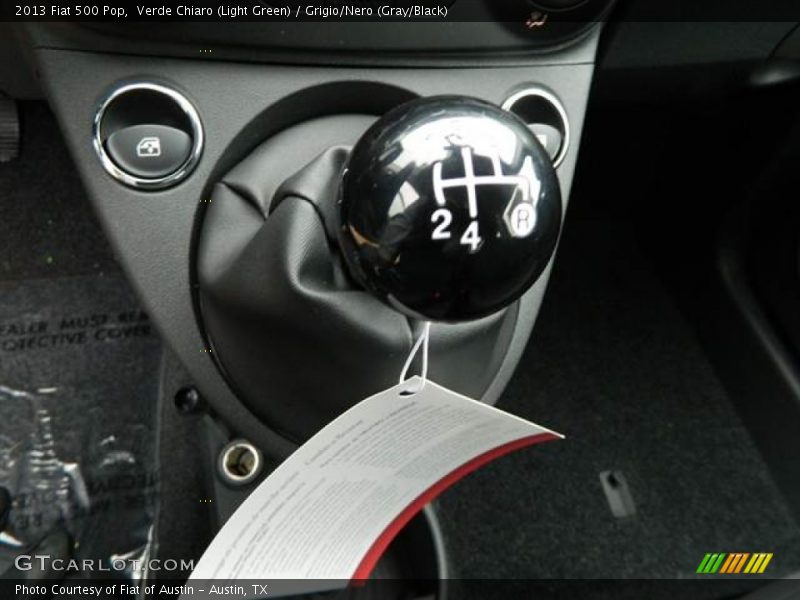 Verde Chiaro (Light Green) / Grigio/Nero (Gray/Black) 2013 Fiat 500 Pop