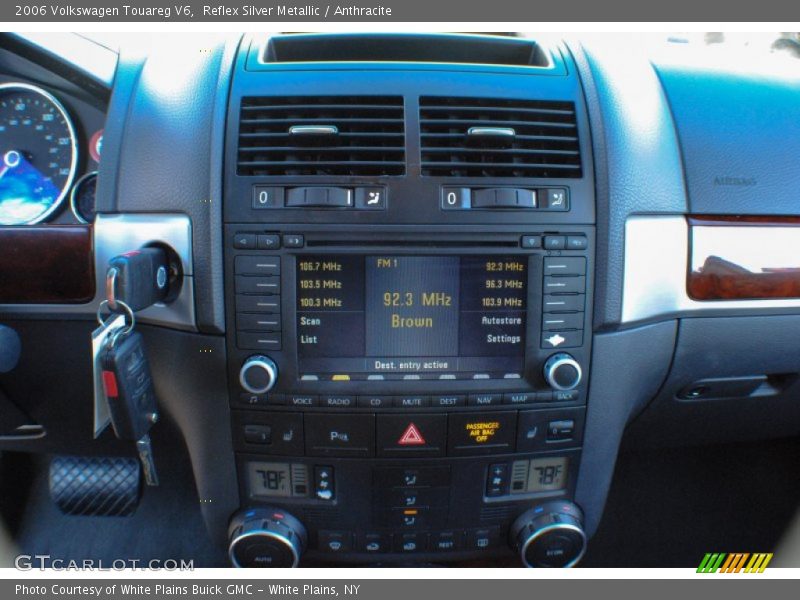 Reflex Silver Metallic / Anthracite 2006 Volkswagen Touareg V6