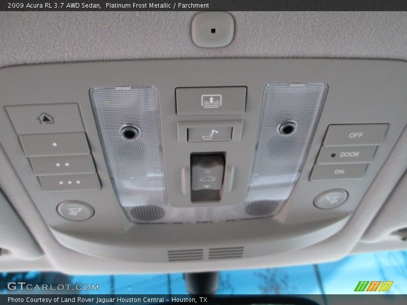 Controls of 2009 RL 3.7 AWD Sedan