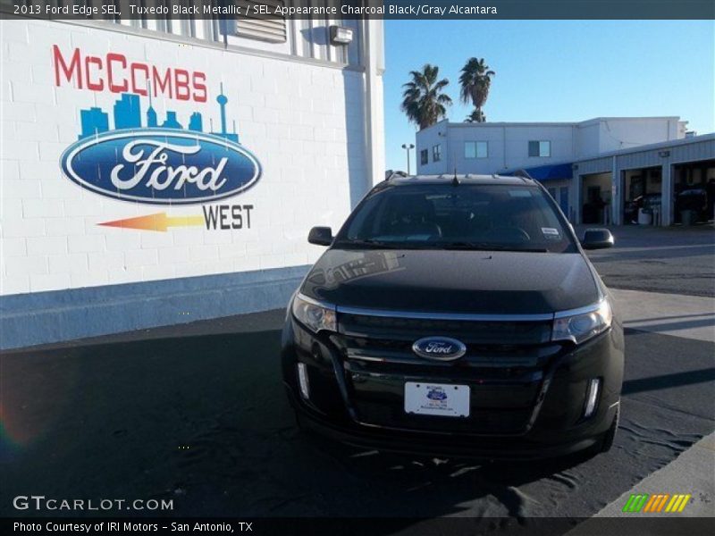 Tuxedo Black Metallic / SEL Appearance Charcoal Black/Gray Alcantara 2013 Ford Edge SEL