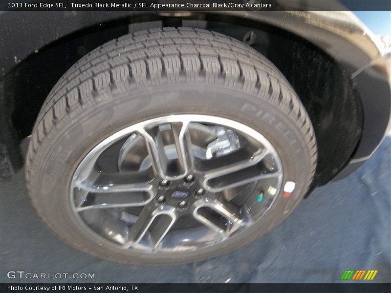Tuxedo Black Metallic / SEL Appearance Charcoal Black/Gray Alcantara 2013 Ford Edge SEL