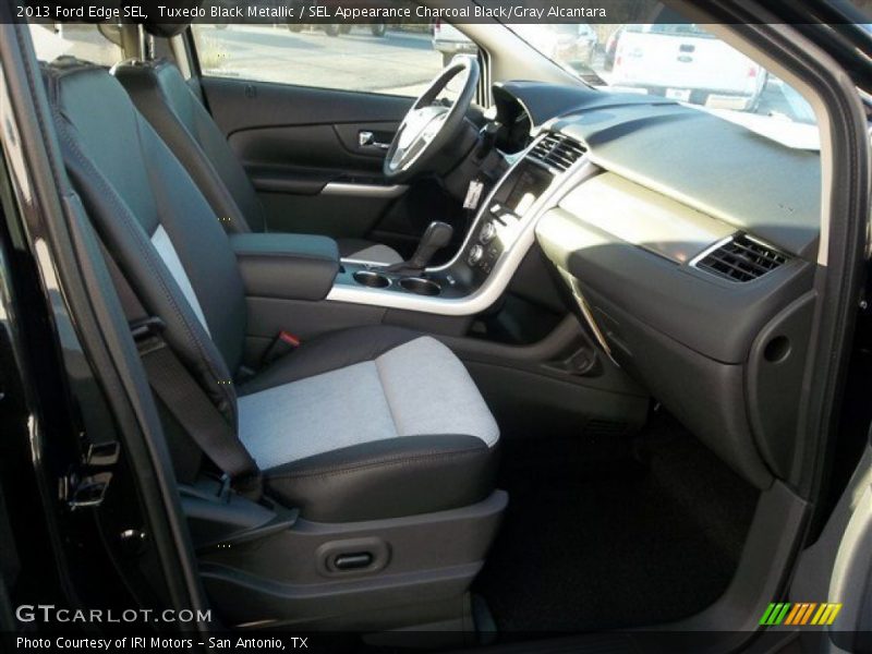 Tuxedo Black Metallic / SEL Appearance Charcoal Black/Gray Alcantara 2013 Ford Edge SEL