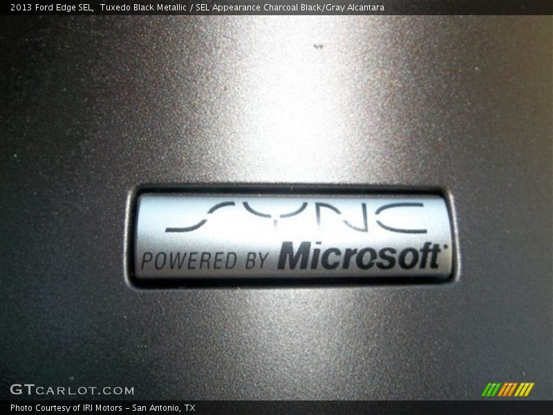 Tuxedo Black Metallic / SEL Appearance Charcoal Black/Gray Alcantara 2013 Ford Edge SEL