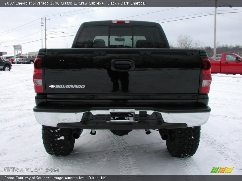 Black / Dark Charcoal 2007 Chevrolet Silverado 1500 Classic LS Crew Cab 4x4