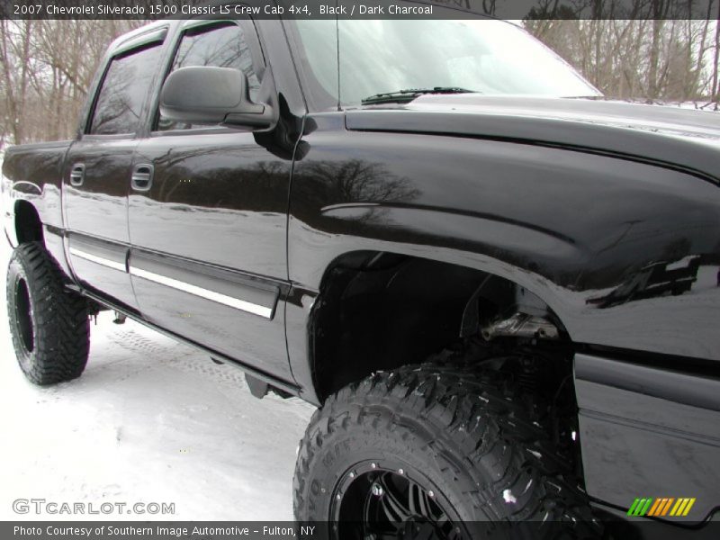 Black / Dark Charcoal 2007 Chevrolet Silverado 1500 Classic LS Crew Cab 4x4
