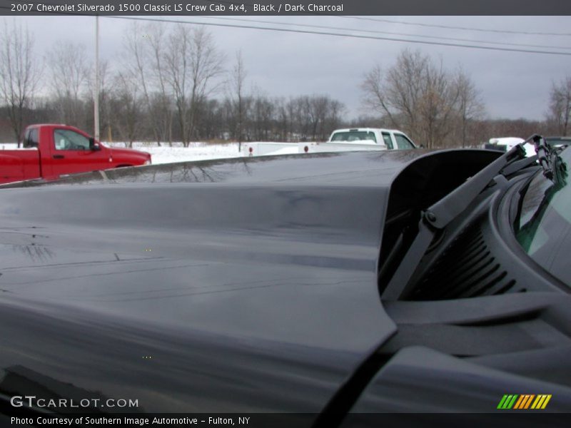 Black / Dark Charcoal 2007 Chevrolet Silverado 1500 Classic LS Crew Cab 4x4