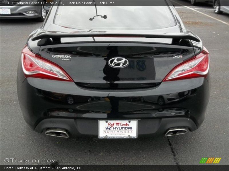 Black Noir Pearl / Black Cloth 2013 Hyundai Genesis Coupe 2.0T