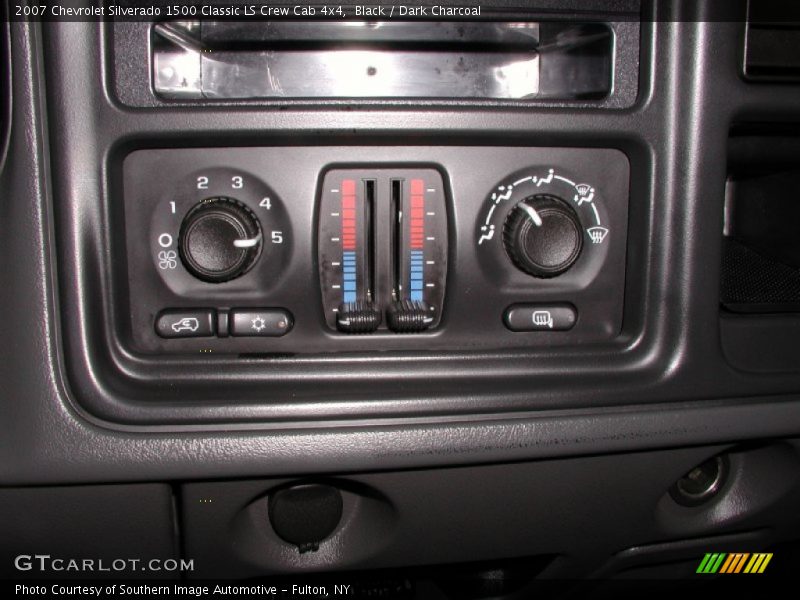 Black / Dark Charcoal 2007 Chevrolet Silverado 1500 Classic LS Crew Cab 4x4