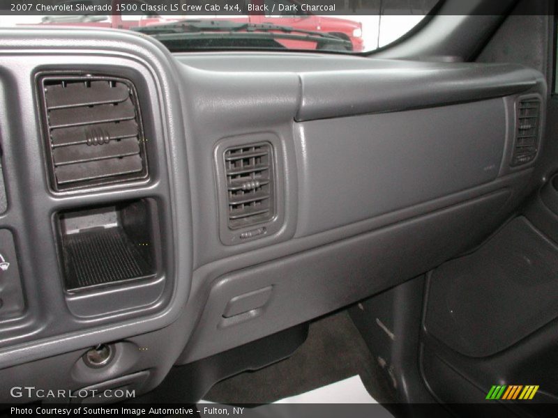 Black / Dark Charcoal 2007 Chevrolet Silverado 1500 Classic LS Crew Cab 4x4