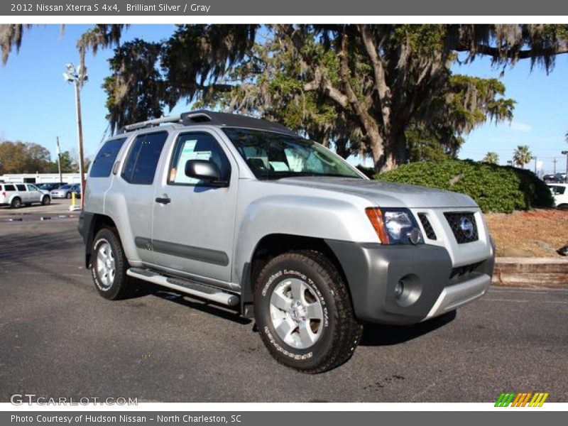 Front 3/4 View of 2012 Xterra S 4x4