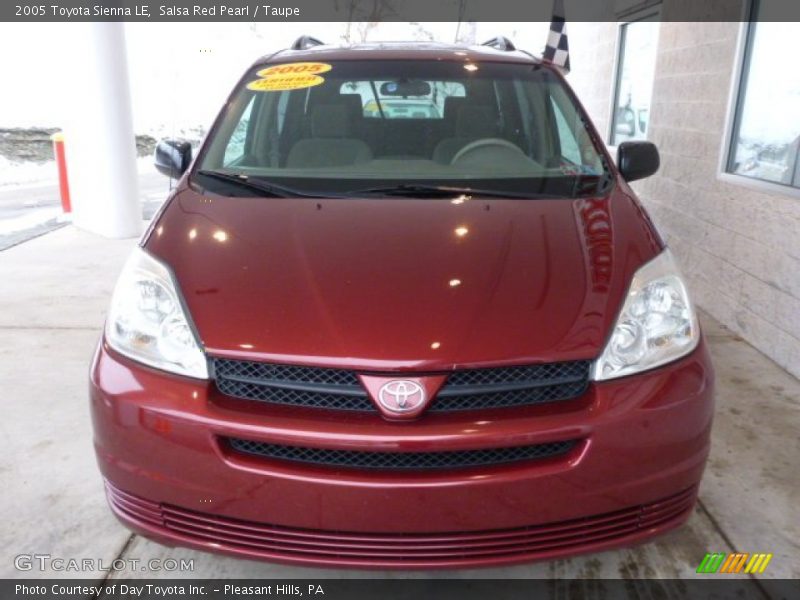 Salsa Red Pearl / Taupe 2005 Toyota Sienna LE