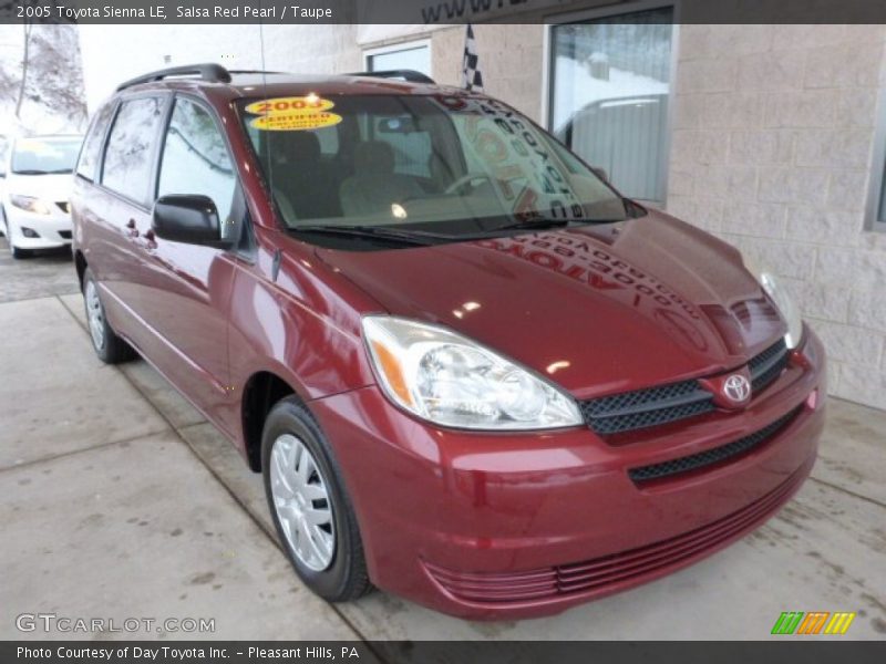 Salsa Red Pearl / Taupe 2005 Toyota Sienna LE