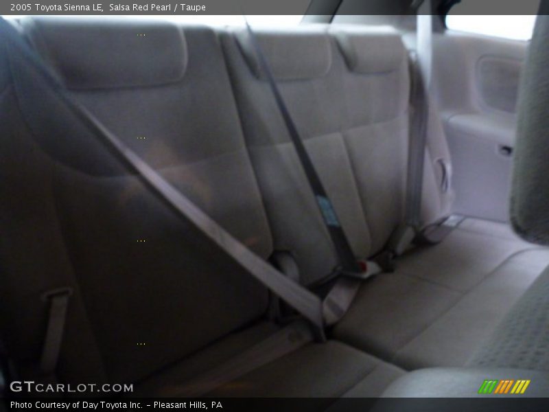 Salsa Red Pearl / Taupe 2005 Toyota Sienna LE