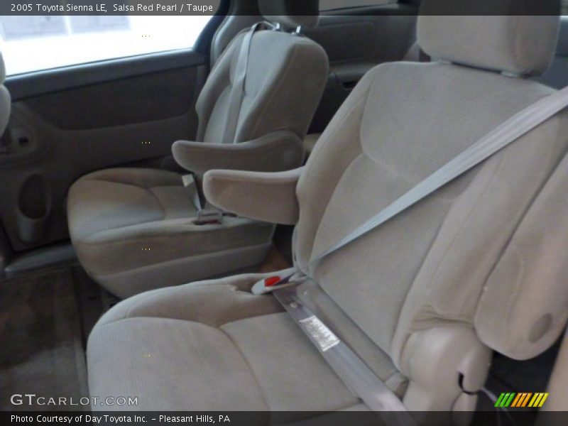 Salsa Red Pearl / Taupe 2005 Toyota Sienna LE