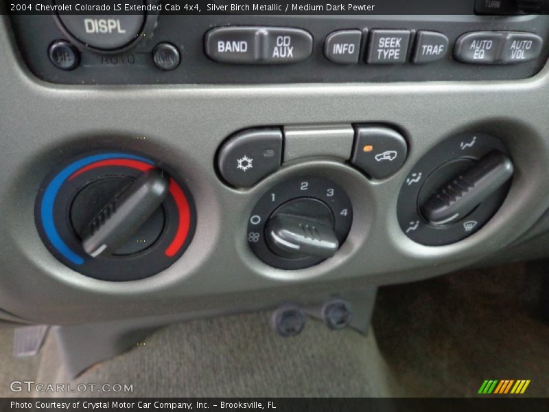 Silver Birch Metallic / Medium Dark Pewter 2004 Chevrolet Colorado LS Extended Cab 4x4