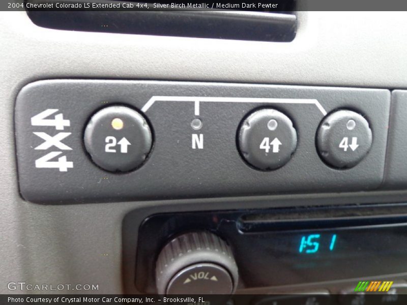 Silver Birch Metallic / Medium Dark Pewter 2004 Chevrolet Colorado LS Extended Cab 4x4