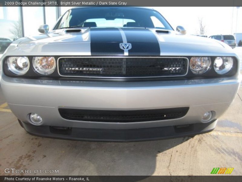 Bright Silver Metallic / Dark Slate Gray 2009 Dodge Challenger SRT8