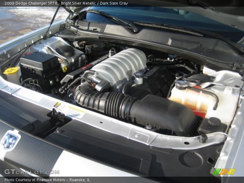 Bright Silver Metallic / Dark Slate Gray 2009 Dodge Challenger SRT8