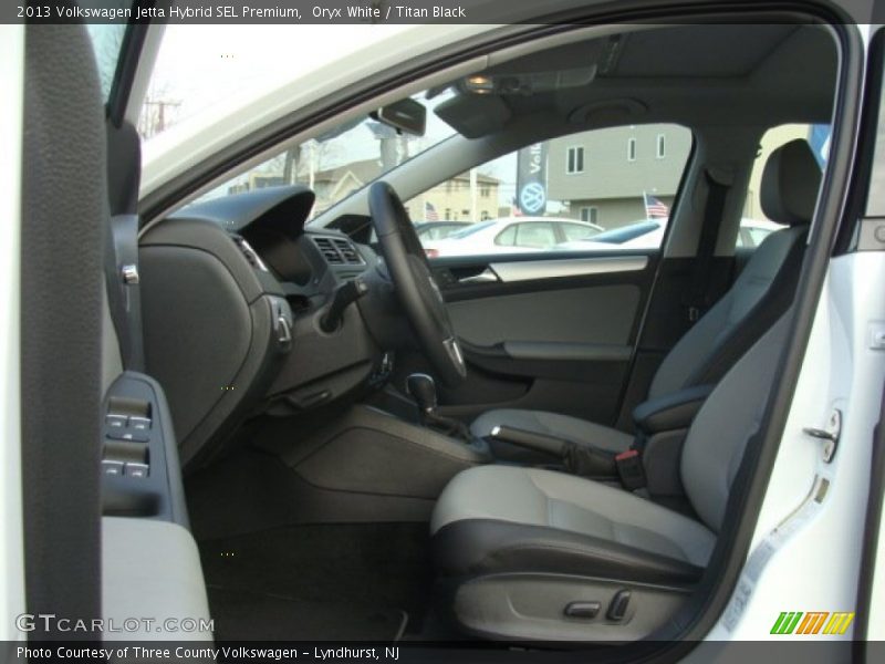 Oryx White / Titan Black 2013 Volkswagen Jetta Hybrid SEL Premium