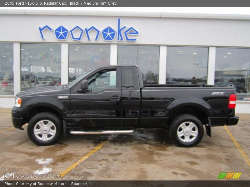 Black / Medium Flint Grey 2005 Ford F150 STX Regular Cab